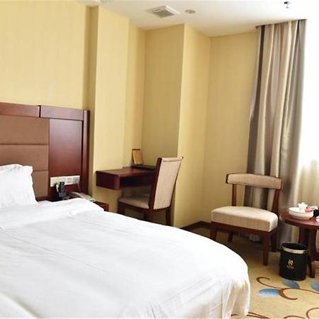 Shantou Jun Hua Hotel מראה חיצוני תמונה