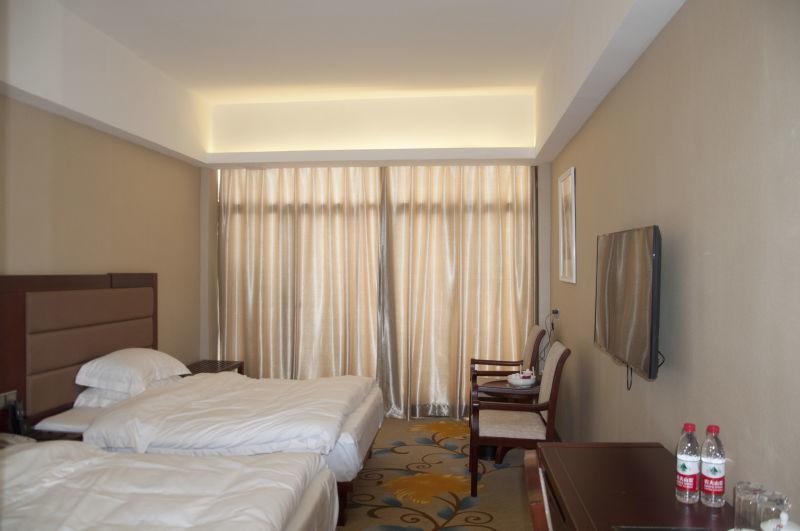 Shantou Jun Hua Hotel מראה חיצוני תמונה