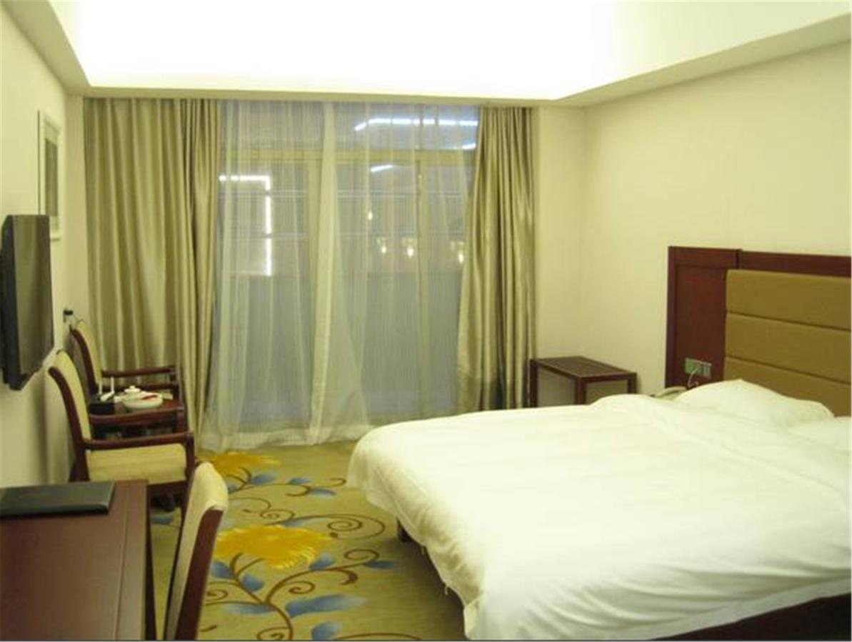 Shantou Jun Hua Hotel מראה חיצוני תמונה